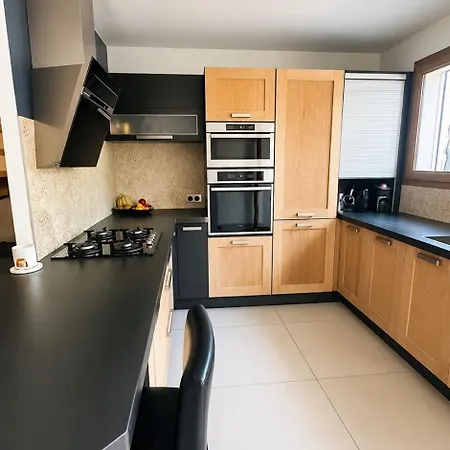 Maison 2 Avec Jardin Proche Plages 度假居